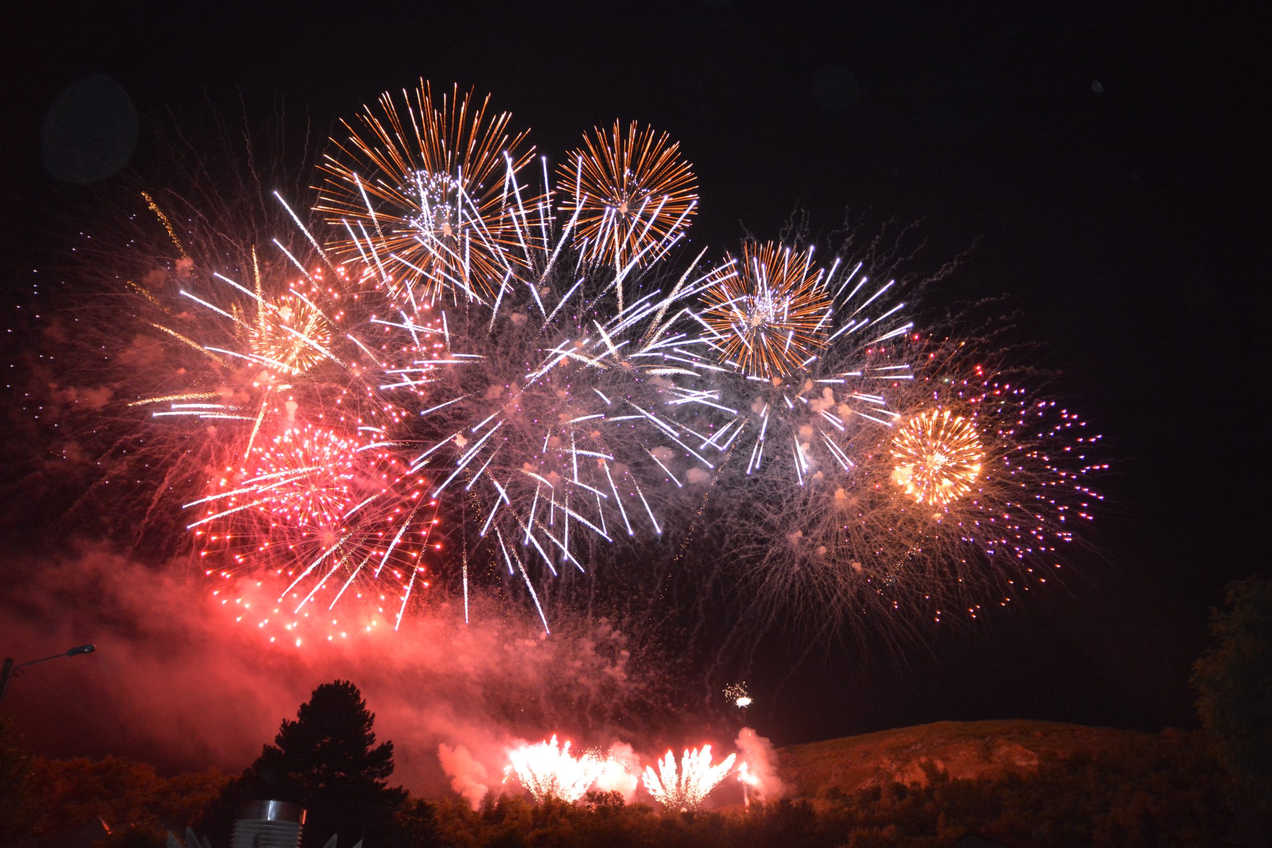 Feu D Artifice Du Juillet Ville De La Ricamarie